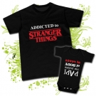 Camiseta PAPA ADDICTED to STRANGER THINGS + Body PAPI ME PUSISTE EL BODY AL REV�S